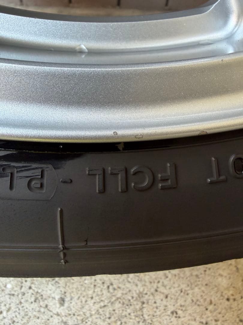 TWS T66-F 18インチホイール グロスシルバー