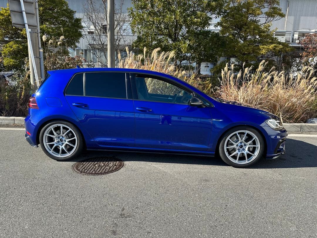 TWS T66-F 18インチホイール グロスシルバー