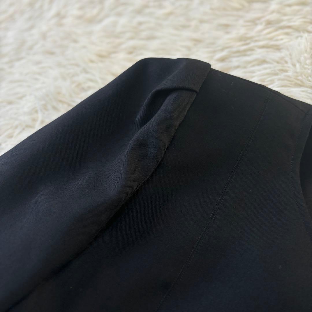 イヴサンローラン　ノーカラージャケット　肩パッド入り