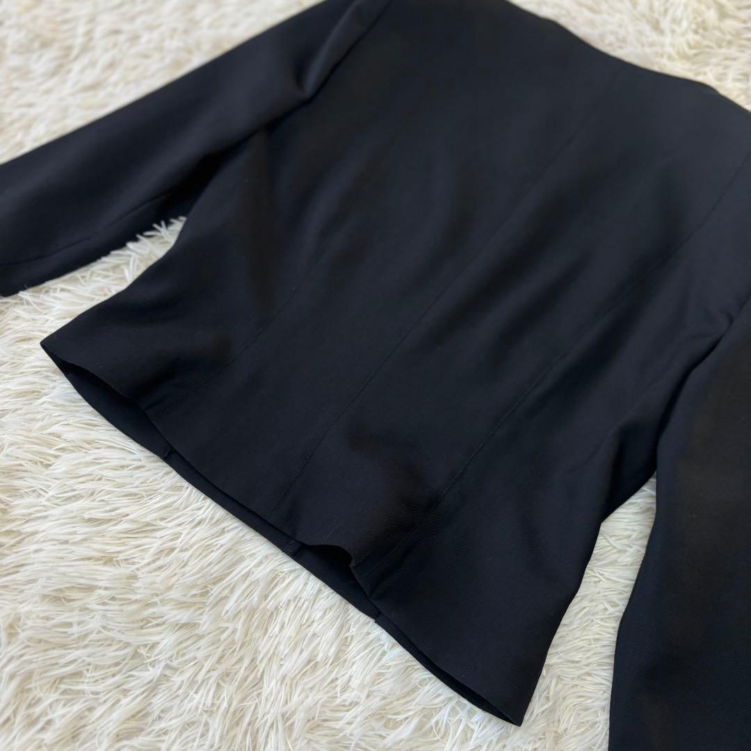 イヴサンローラン　ノーカラージャケット　肩パッド入り