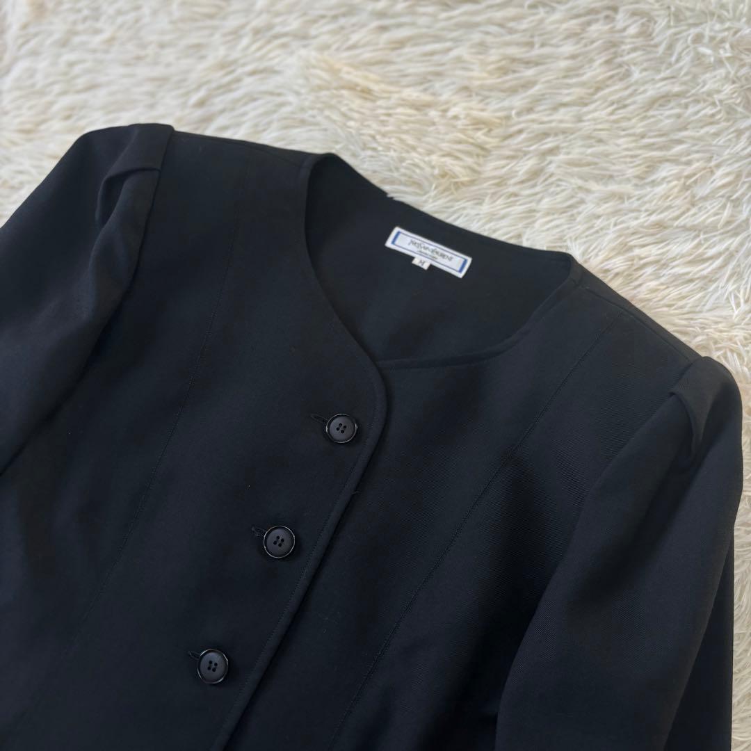 イヴサンローラン　ノーカラージャケット　肩パッド入り