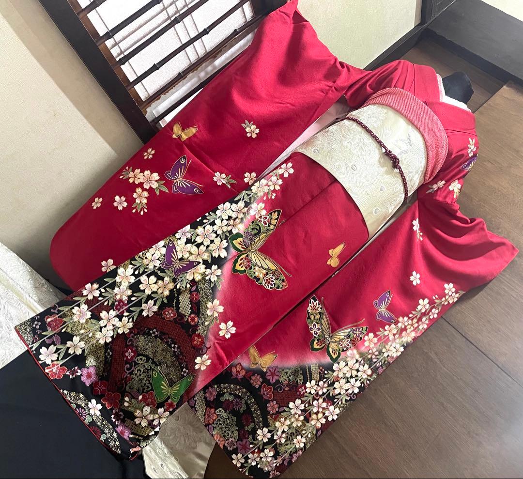 振袖フルセット6点M〜Lサイズ振袖 蝶と花の刺繍　正絹　送料込み