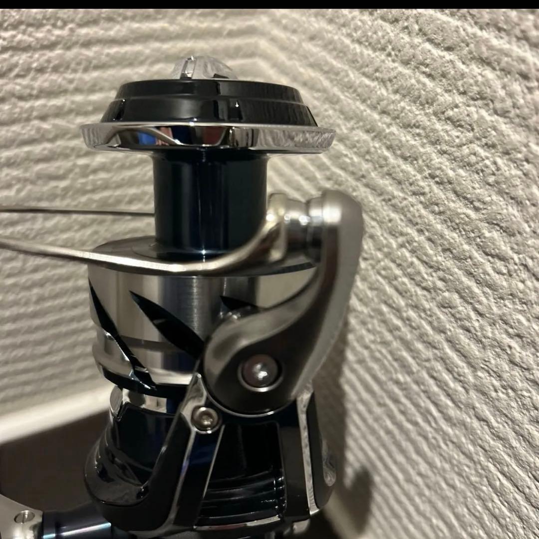 21 ツインパワーSW 8000HG ☆ラインとカバー付き☆