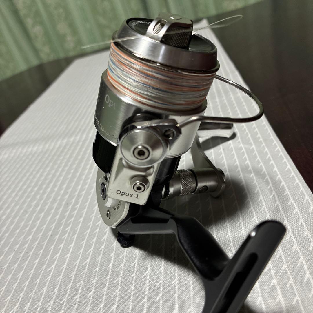 オーパス1 ネロ スピニングリール ダブルハンドルとオーパス1 の2点セット