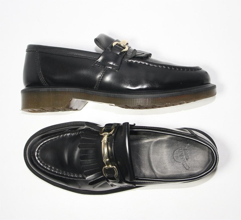 パ*グ様 ドクターマーチン エイドリアン スナッフル タッセル ローファー 黒