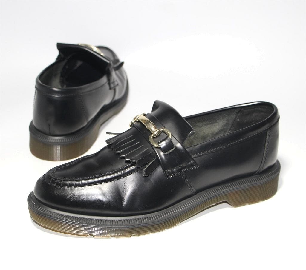 パ*グ様 ドクターマーチン エイドリアン スナッフル タッセル ローファー 黒