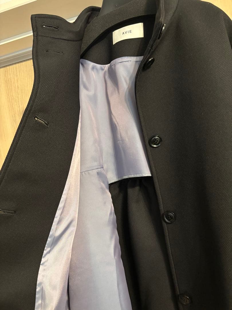 AVIE 定価5万円ノーカラーコート 黒