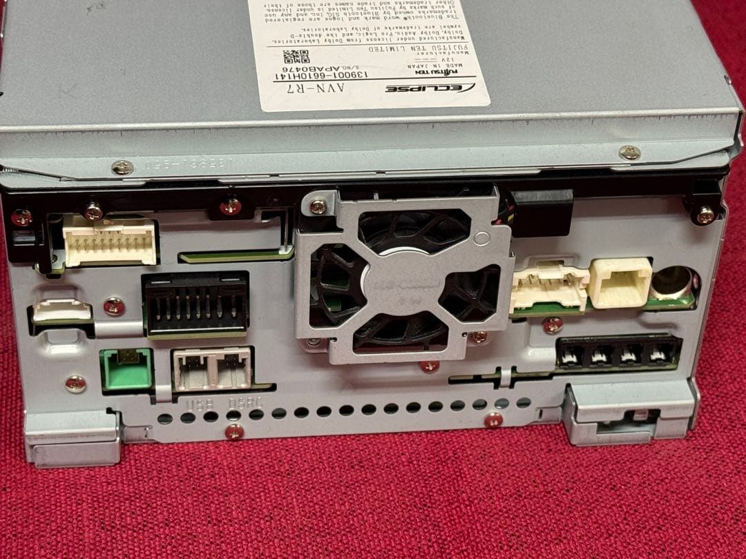 イクリプス AVN-R7 フルセグカーナビ DVD視聴可能