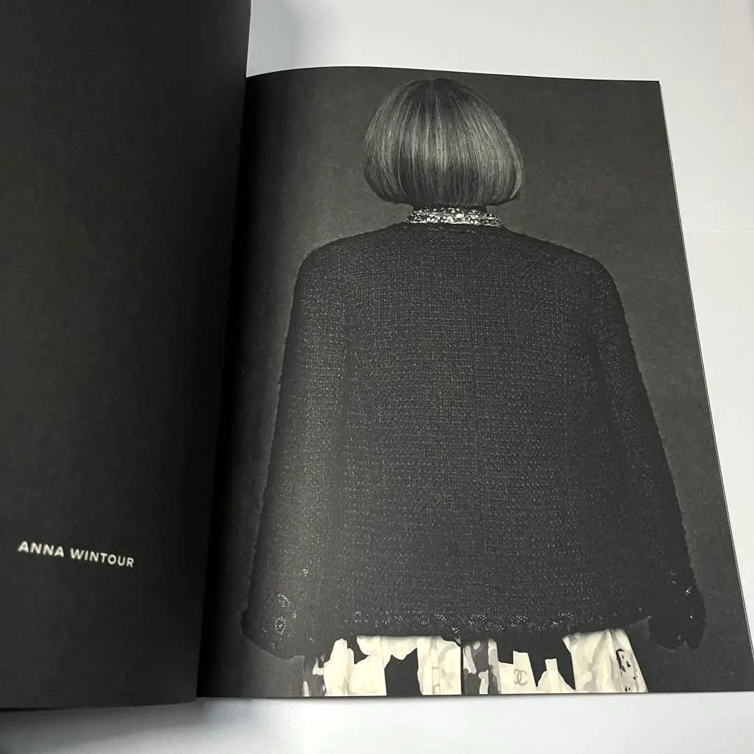 THE LITTLE BLACK JACKET CHANELカールラガーフェルド