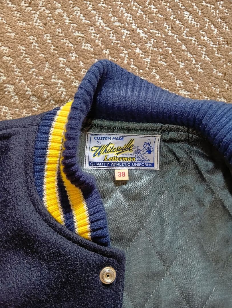 WHITESVILLE　ホワイツビル　スタジャン M　東洋エンタープライズ