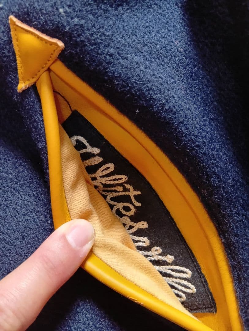 WHITESVILLE　ホワイツビル　スタジャン M　東洋エンタープライズ