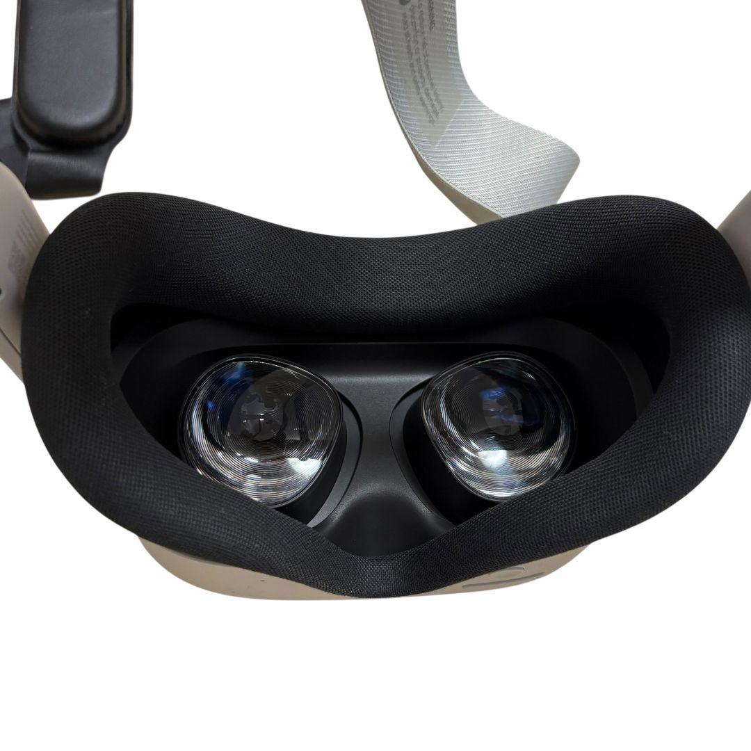 P*y様  Quest 3S VRヘッドセットと付属品 海外版