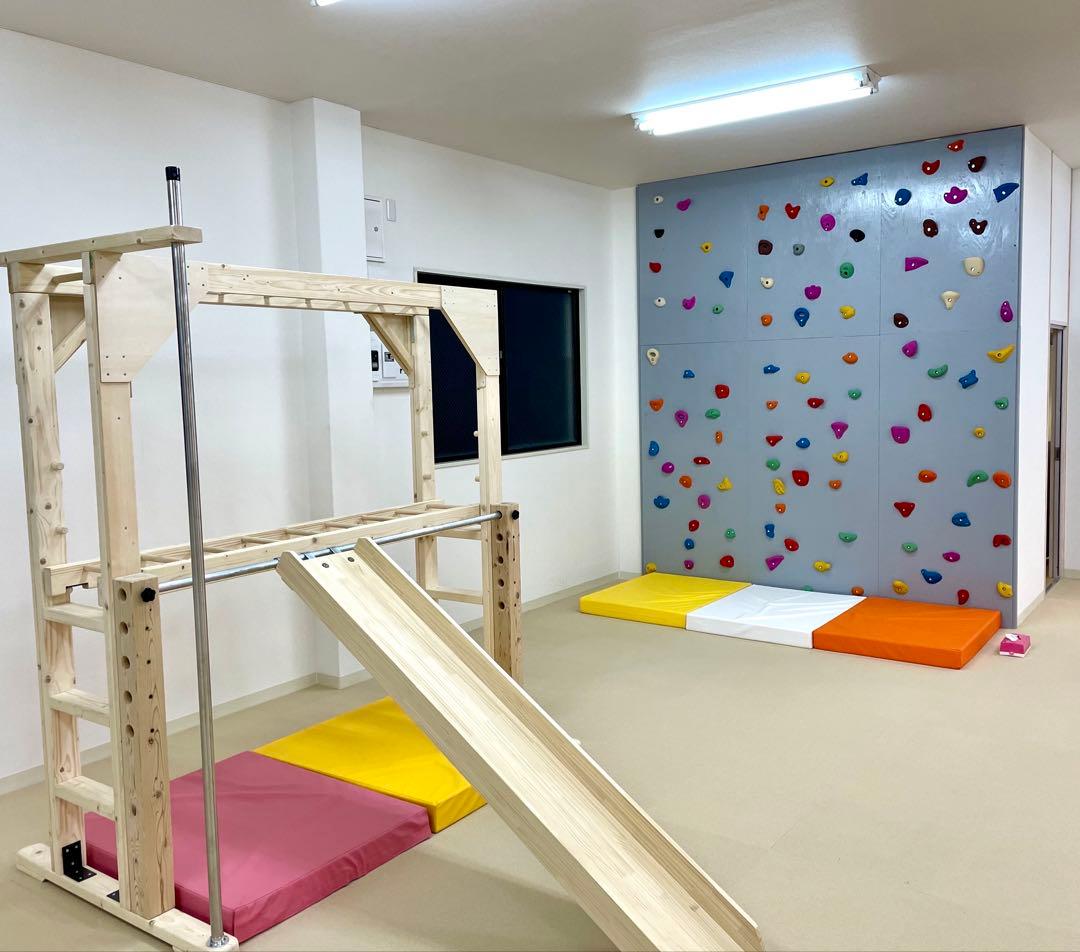 うんてい　室内うんてい　知育うんてい　ボルダリング　鉄棒