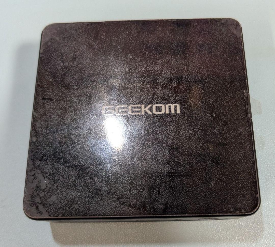ミニPC GEEKOM Mini Air12 DDR5 Crucial16GB N100