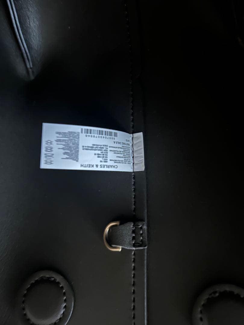 2月限定★CHARLES&KEITH ダークブラウントートバッグ★未使用に近い