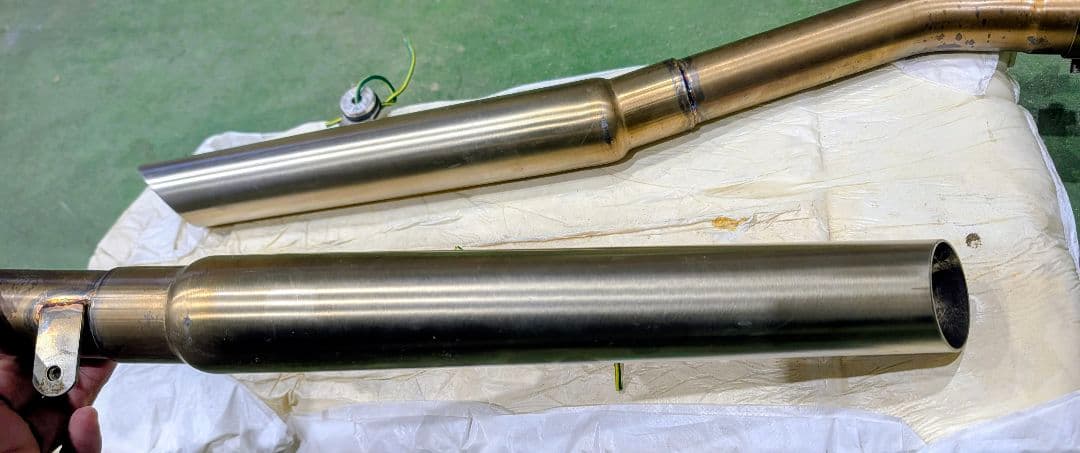 K*R様 トライアンフ　スクランブラー900 スリップオン マフラー \"Shot