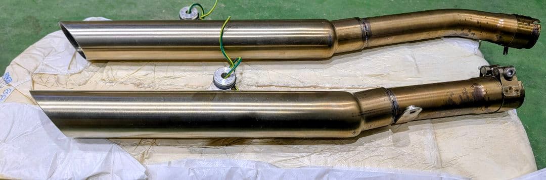 K*R様 トライアンフ　スクランブラー900 スリップオン マフラー \"Shot