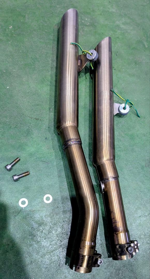 K*R様 トライアンフ　スクランブラー900 スリップオン マフラー \"Shot