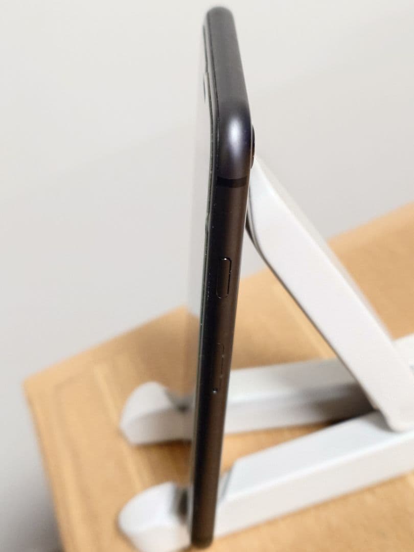 iPhone8 64GB スペースグレイ