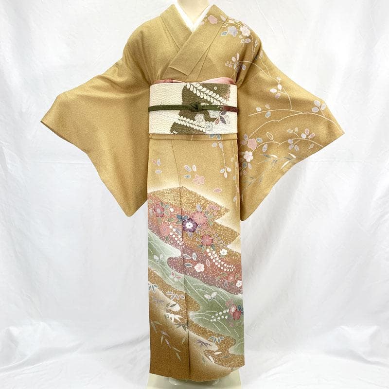 511mh91百貨店取扱い 訪問着 金彩 地紋 辻が花 梅竹 蝶 辛子色☆美品