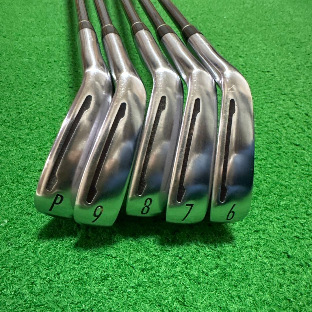テーラーメイド　グローレアイアン5本セット