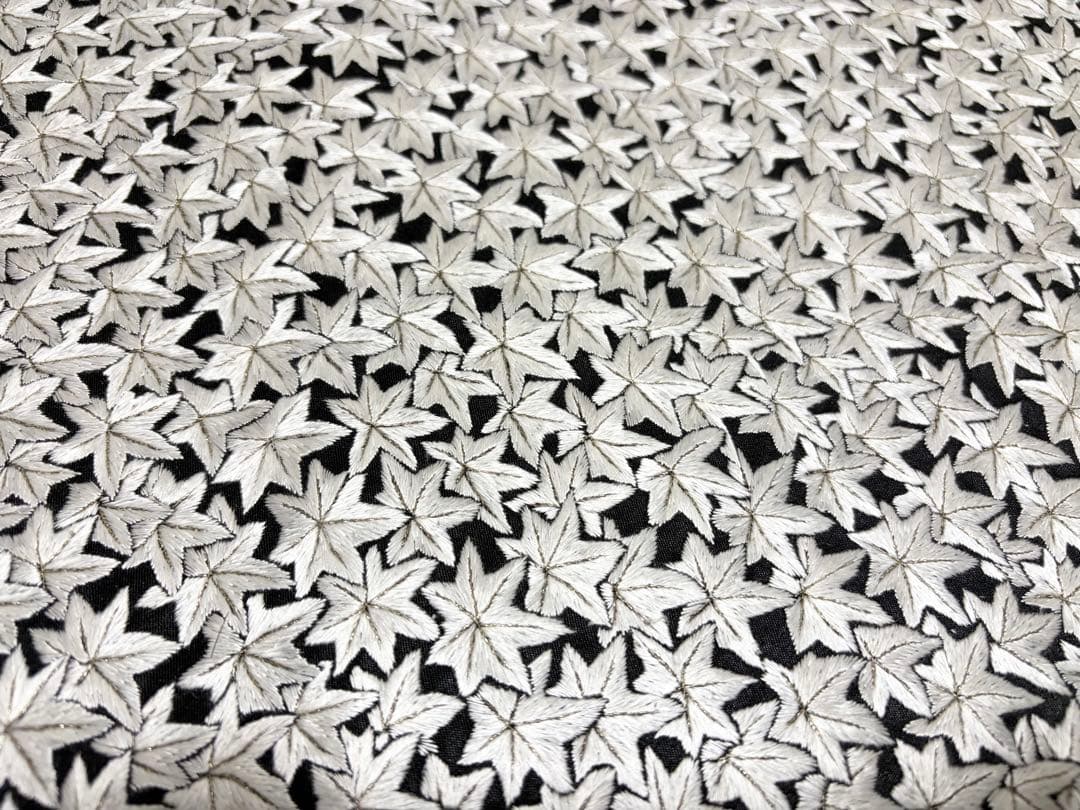 A 総手刺繍 蘇州刺繍 紅葉模様 金糸 白黒 正絹 太鼓柄 袋帯 O37