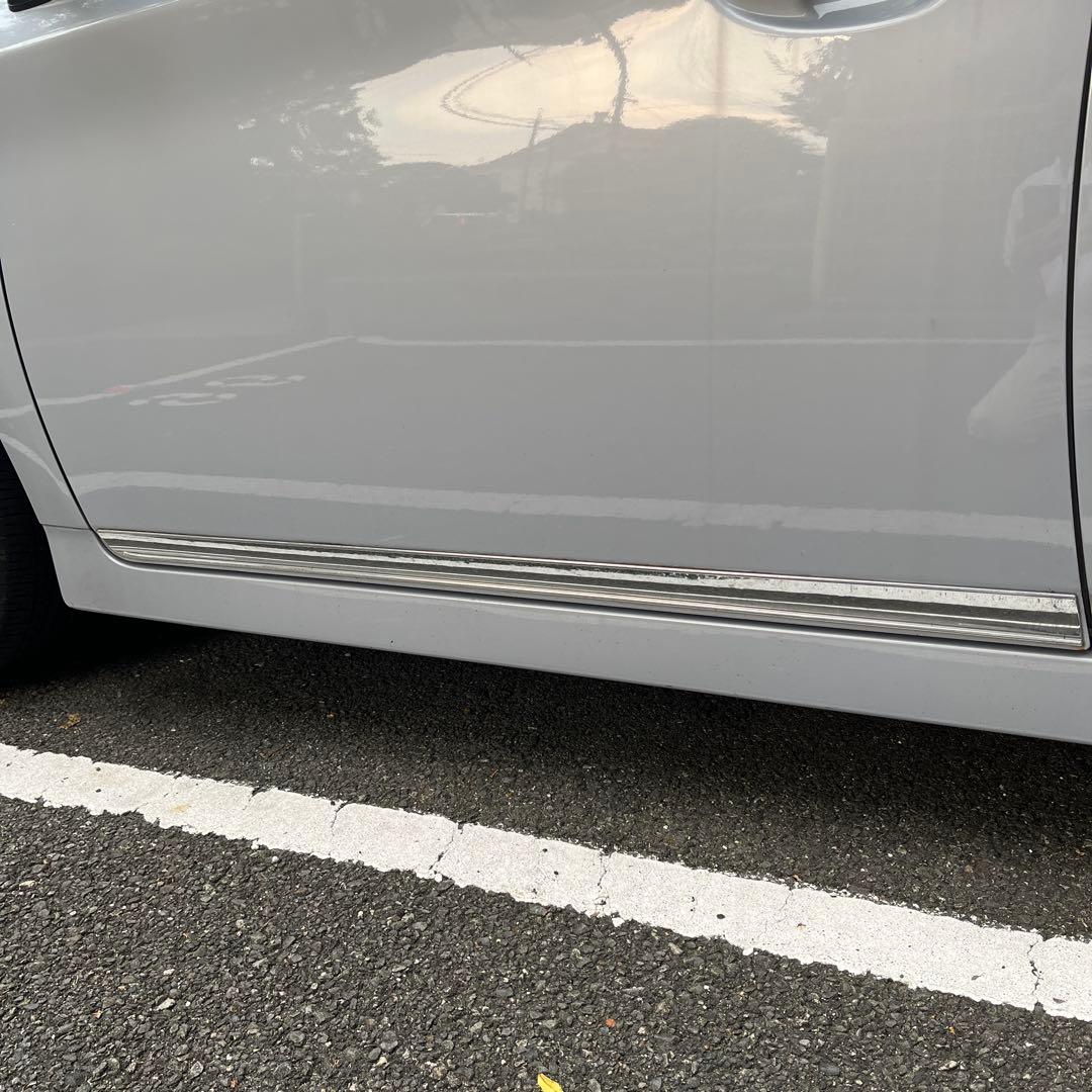 プリウス30純正サイドガ一ニッシュ