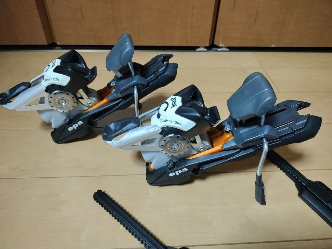 マーカー　Marker　titanium 1200 ビンディング