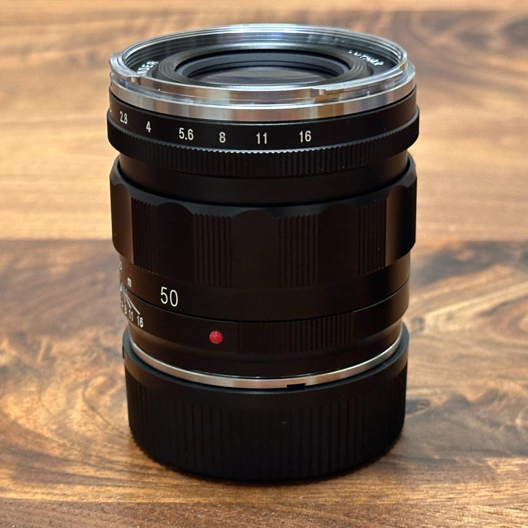 APO-LANTHAR 50mm F2 Aspherical VM フード付き