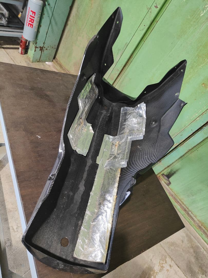 S1000RR Magical Racing社製 カーボンアンダーカウル