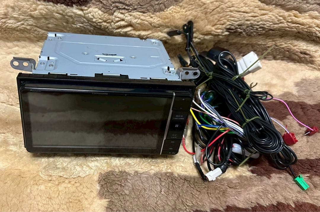 カーナビ AVIC-RW812-D PIONEER S/NO:CFTW049480JP