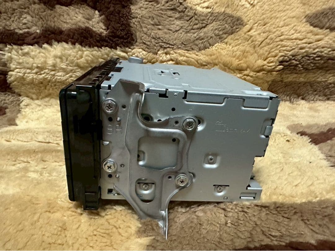 カーナビ AVIC-RW812-D PIONEER S/NO:CFTW049480JP