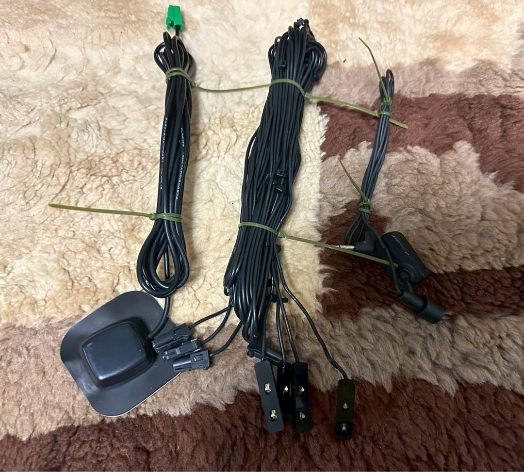 カーナビ AVIC-RW812-D PIONEER S/NO:CFTW049480JP