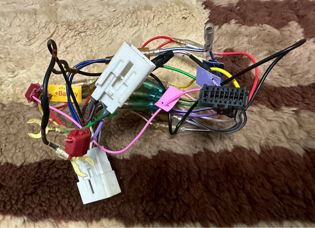 カーナビ AVIC-RW812-D PIONEER S/NO:CFTW049480JP