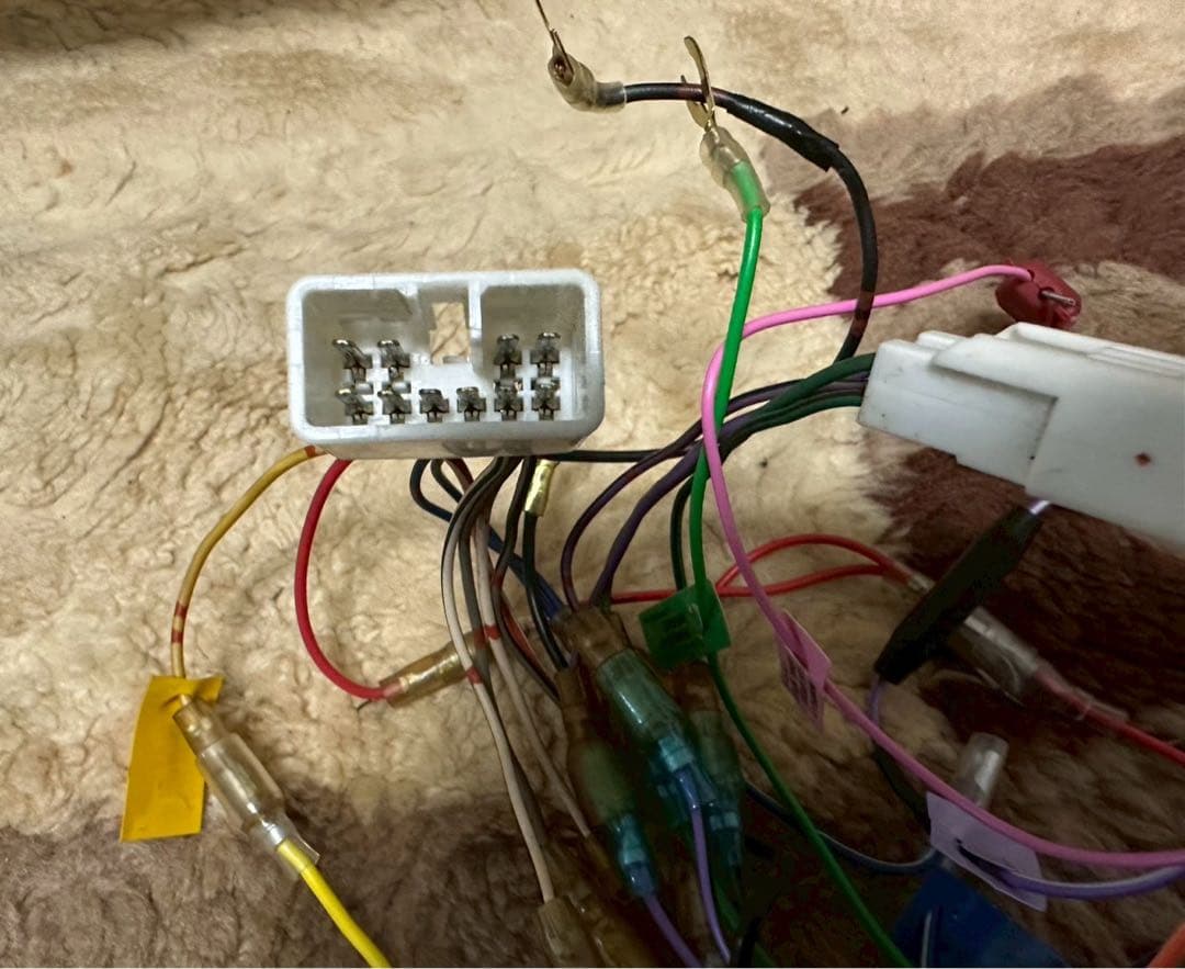 カーナビ AVIC-RW812-D PIONEER S/NO:CFTW049480JP