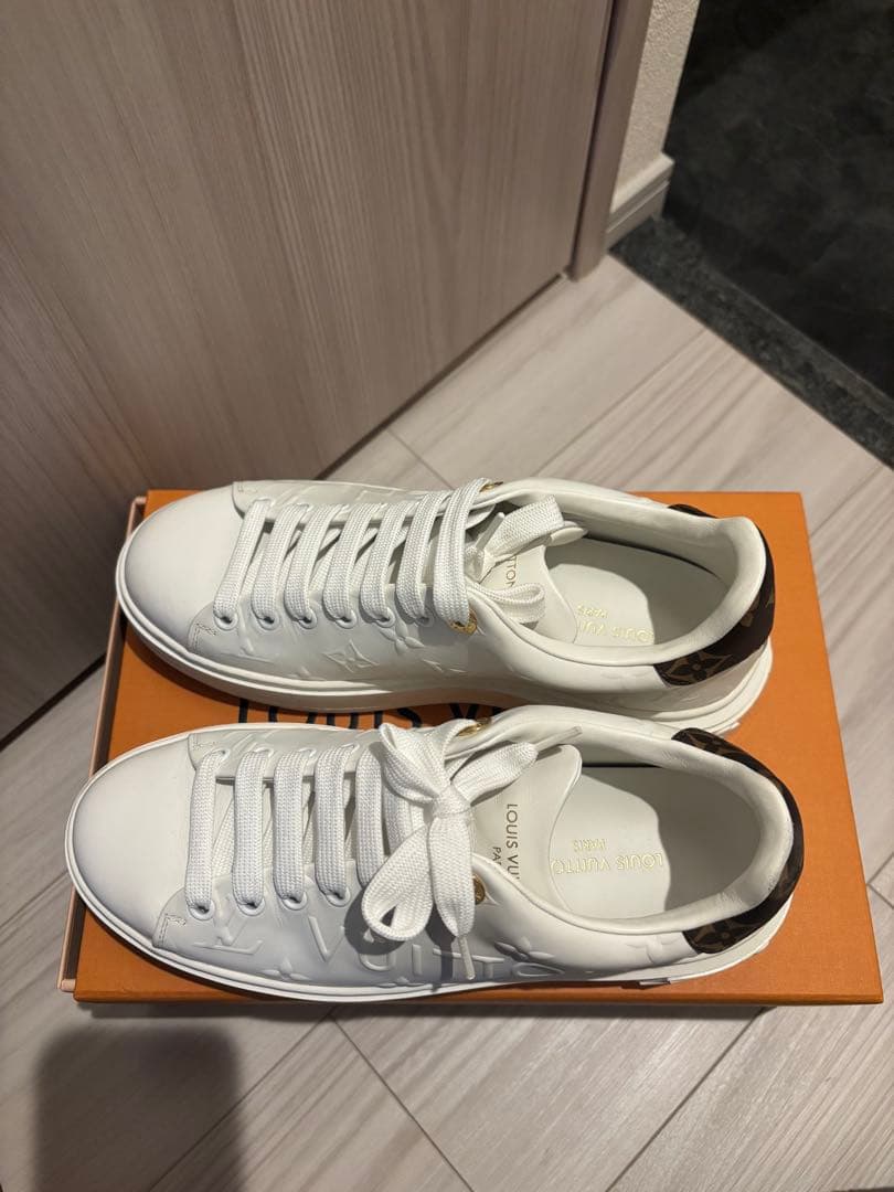 Louis Vuitton ホワイトスニーカー