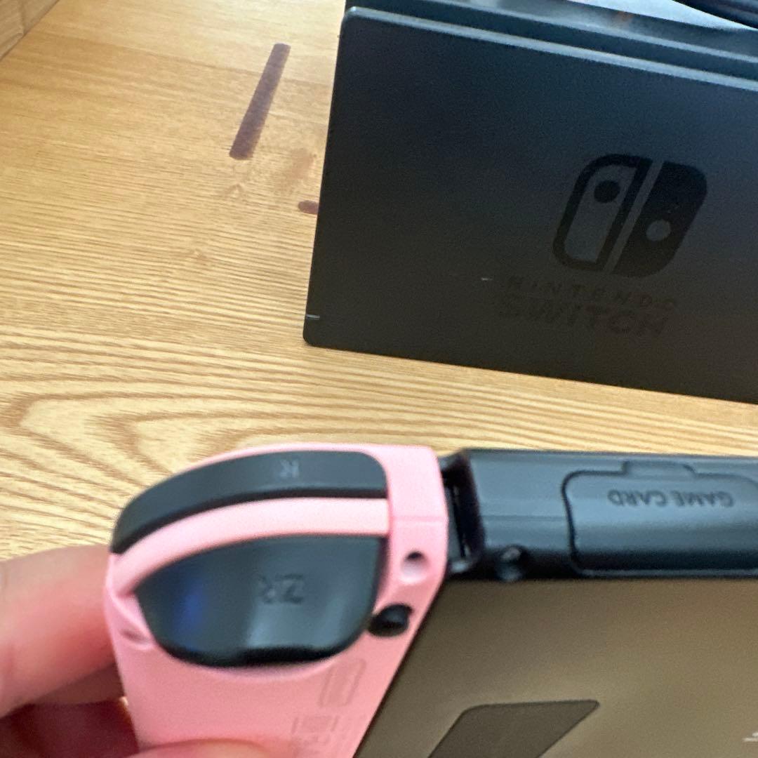 Nintendo Switch 本体 ピンク/黒