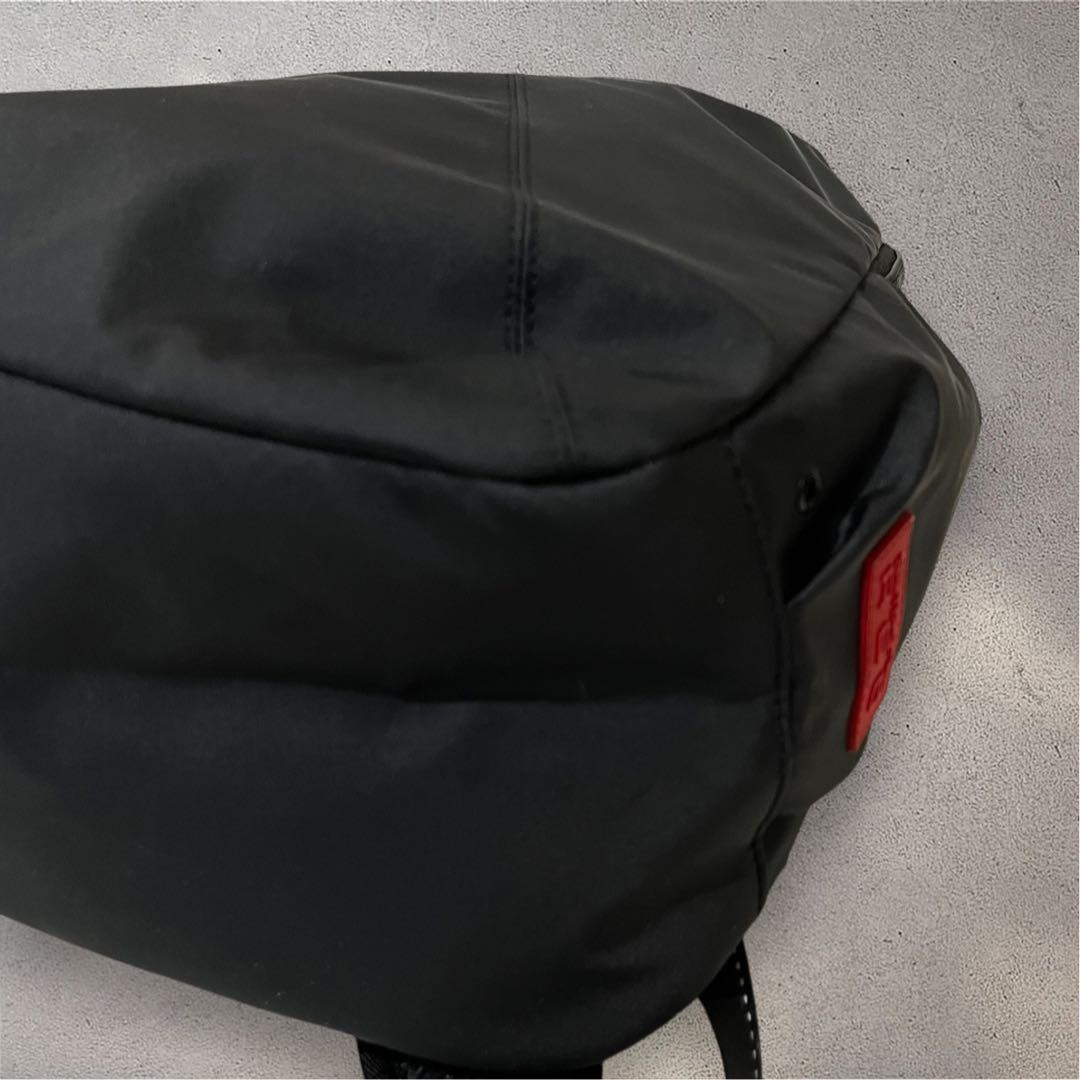 【新品タグ付】サムソナイトレッド　リュック　バックパック ブラック