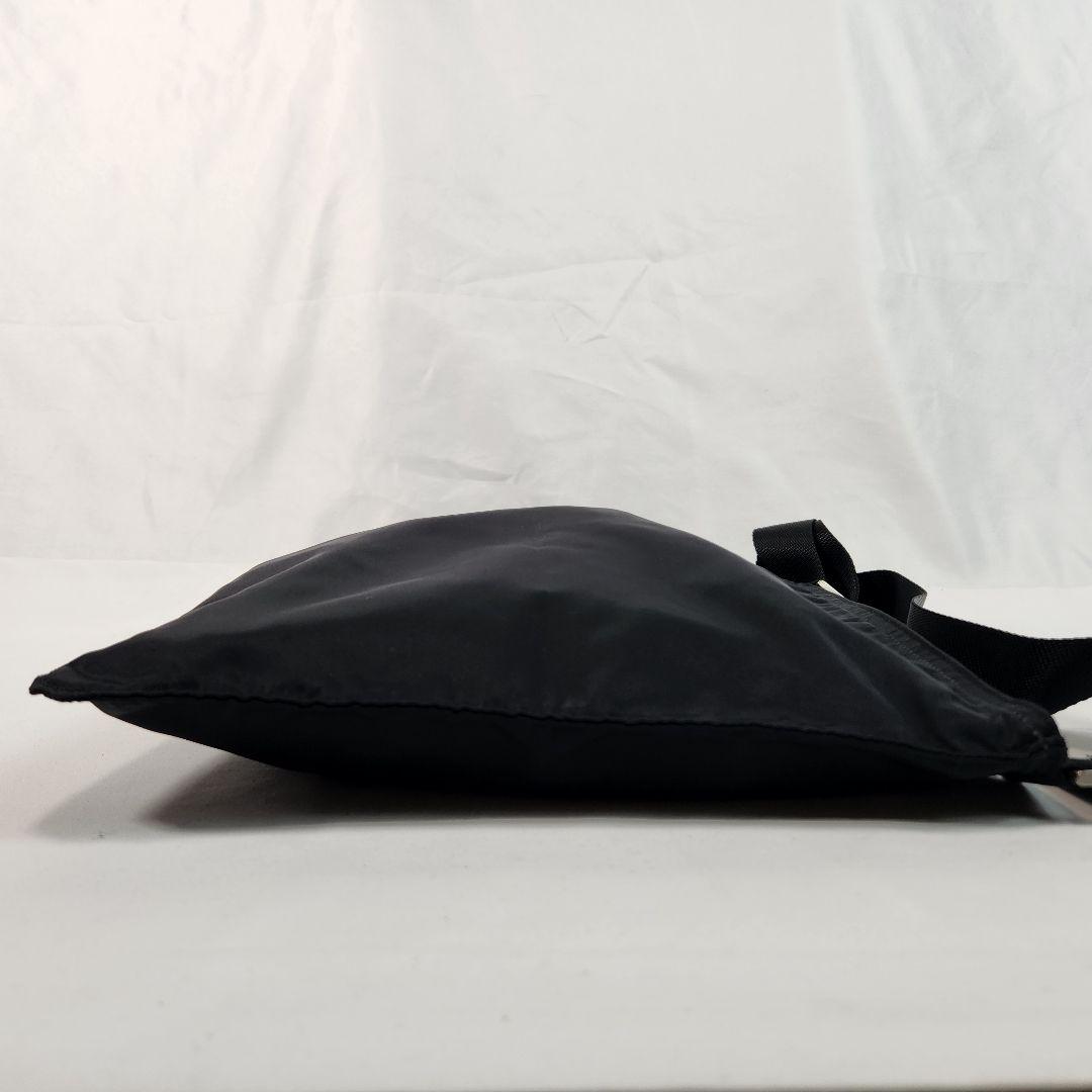 極美品 PRADA プラダ サコッシュ テスートナイロン ロゴプレート 黒