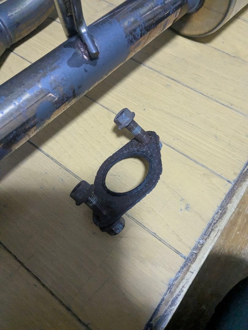 エブリィ　マフラー　DA64 DA17 NA