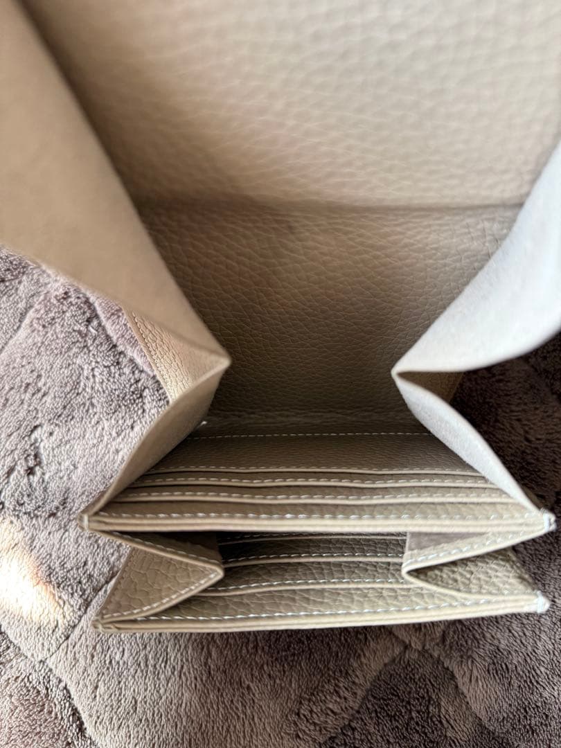 アタオ　ロトロ　トリヨン　グレージュ