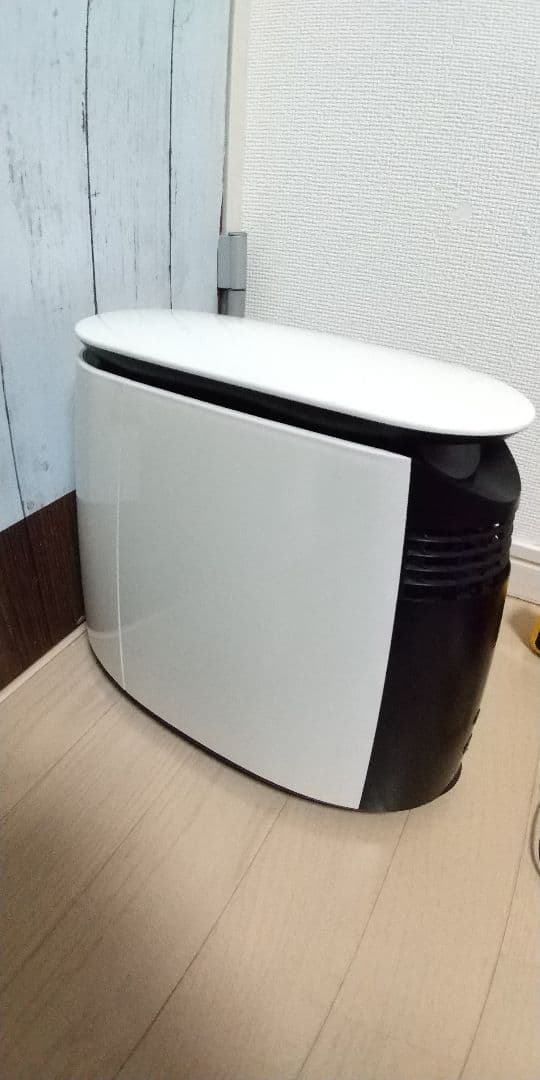 就寝時のお肌の乾燥を防ぐのに最適➰♥️クリーニング済み、三菱電機パーソナル保湿機