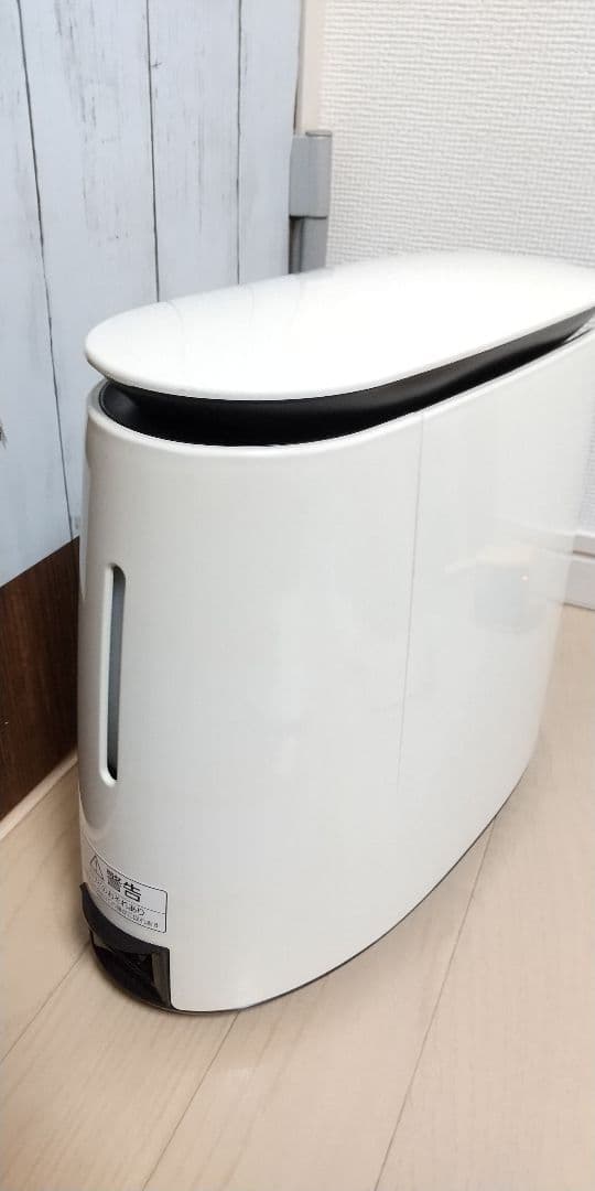 就寝時のお肌の乾燥を防ぐのに最適➰♥️クリーニング済み、三菱電機パーソナル保湿機