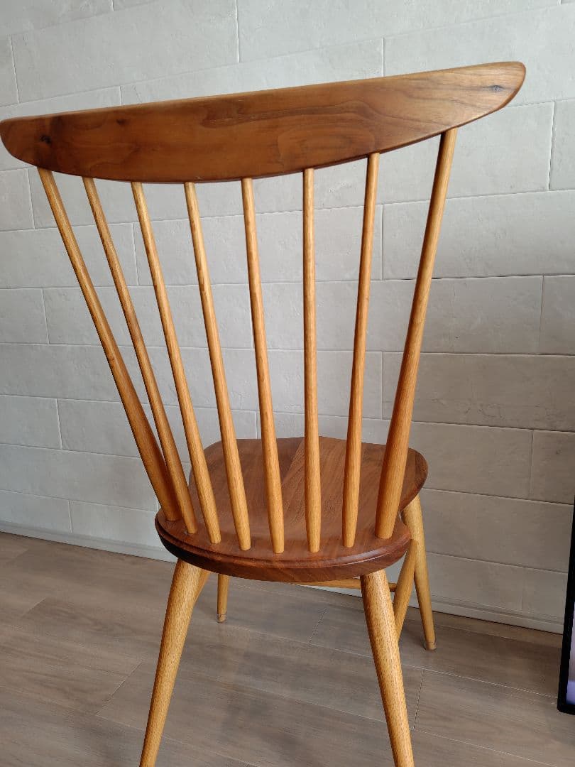 高山ウッドワークス（オイル仕上げ）W552 コームバックチェア