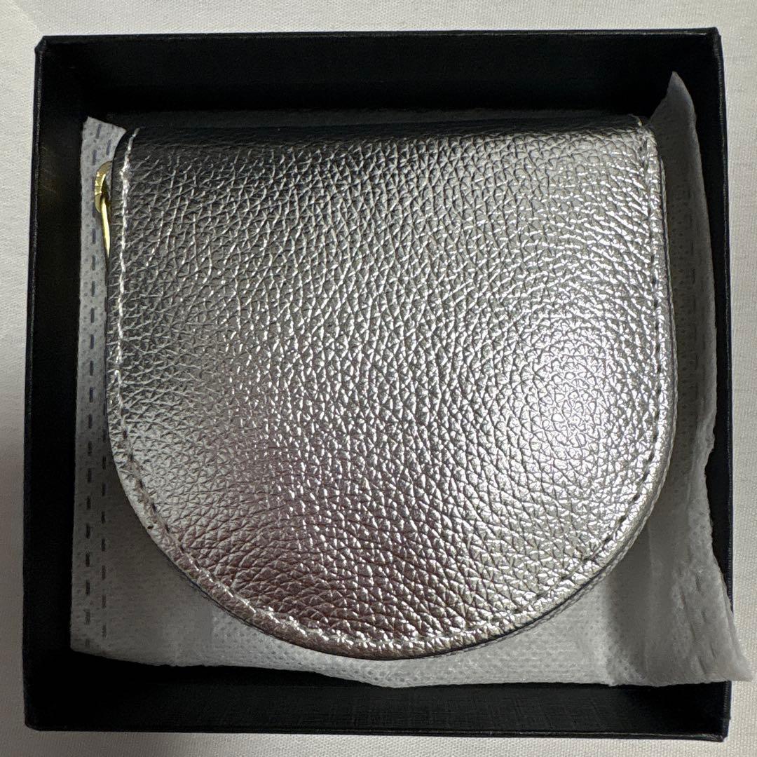 【新品未使用】皇室財布 ケース　小銭入れ　馬蹄型 シルバー　牛革