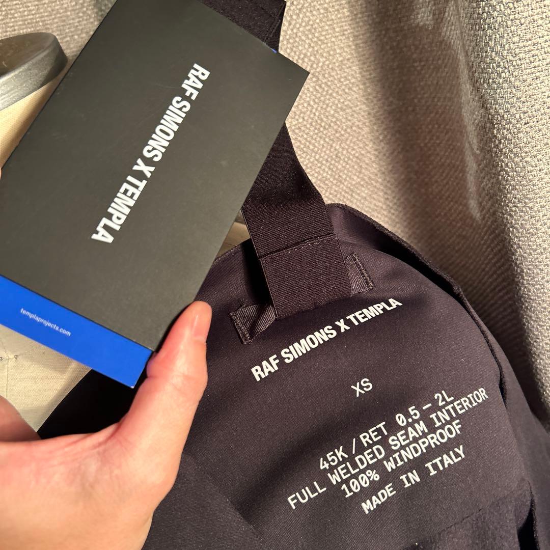 RAF SIMONS × TEMPLA 2019AWプリントノースリーブトップス