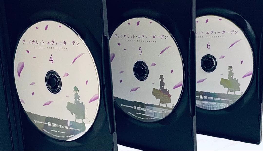 ヴァイオレット・エヴァーガーデン　(全７巻+劇場版+外伝)　【全9巻】　DVD