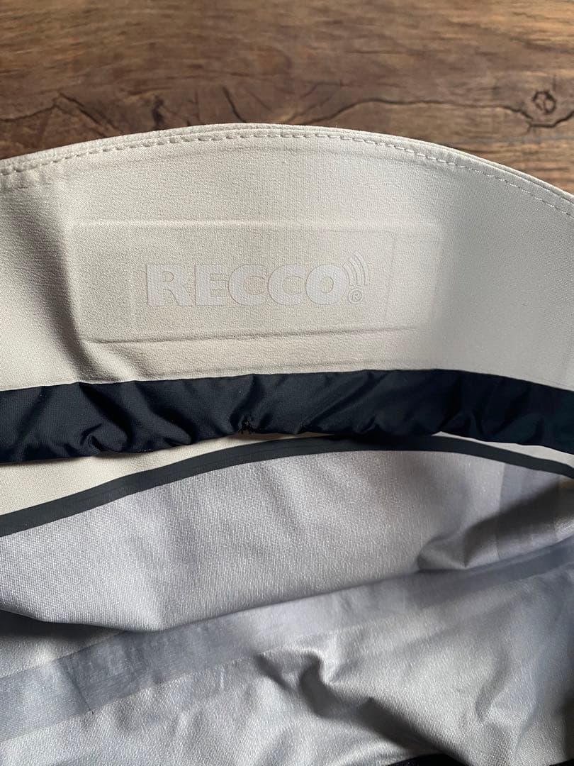 おとめぐ　新品　JONES Shralpinist Jacket