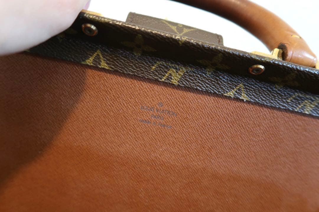 【9/30までSALE】希少！Louis Vuitton モノグラム書類ケース