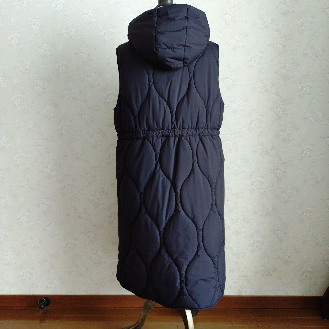 ZARA フード付きブラックキルティングダウンベスト